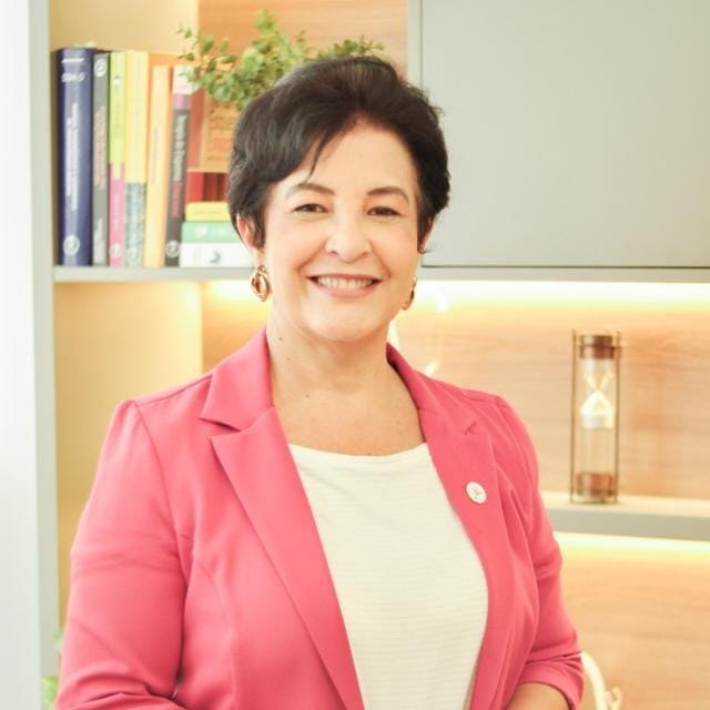 SANDRA CAVATI RIBEIRO SANTOS